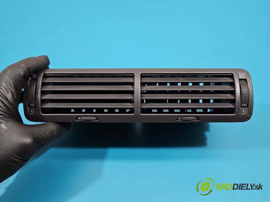 Vw Passat B5 1995-2005 1.9 TDI 131 hp manual 96 kW 1896 cm3 5- Mřížka: topení medián: 3B0819728D (Mřížka topení)