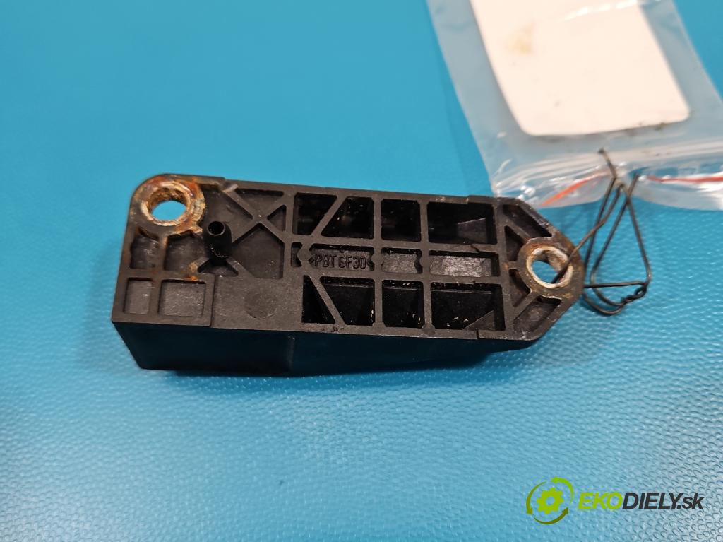 Vw Passat B5 1995-2005 1.9 TDI 131 HP manual 96 kW 1896 cm3 5- snímač šokovat: 6Q0909606 (Snímač nárazu)