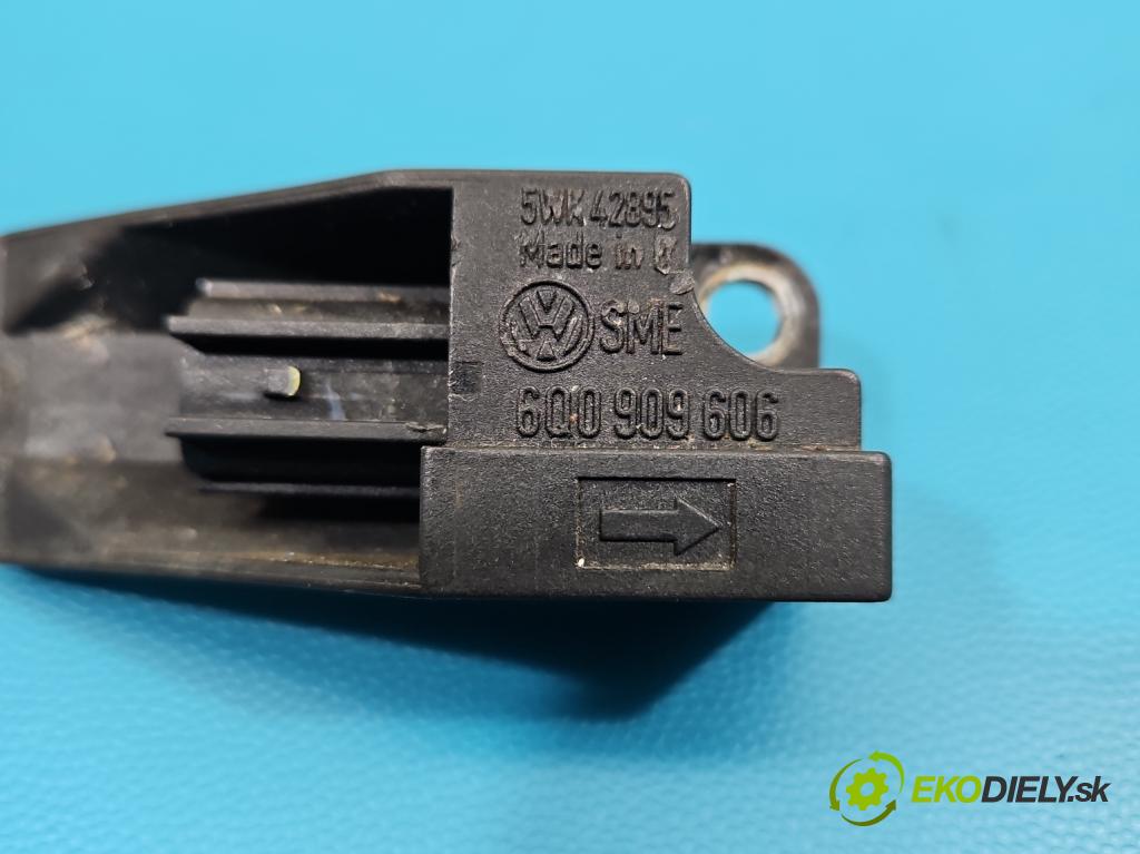 Vw Passat B5 1995-2005 1.9 TDI 131 HP manual 96 kW 1896 cm3 5- snímač šokovat: 6Q0909606 (Snímač nárazu)