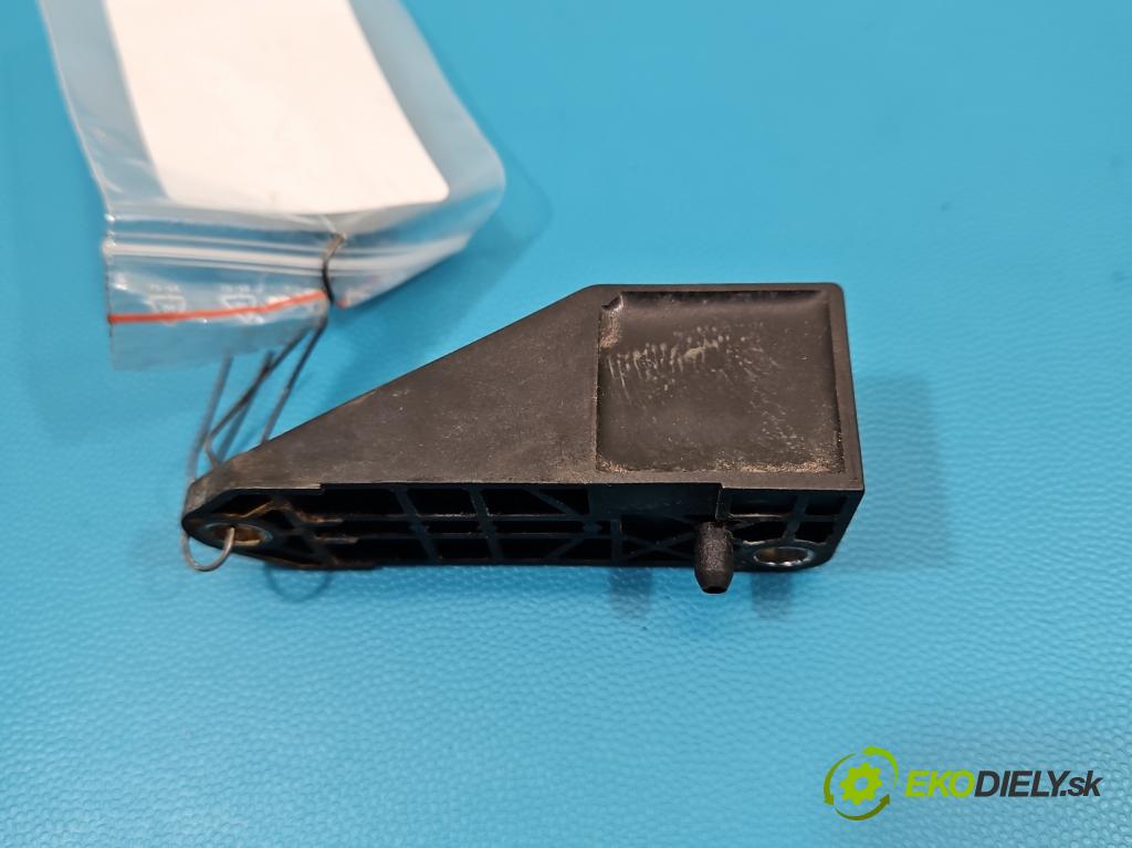 Vw Passat B5 1995-2005 1.9 TDI 131 HP manual 96 kW 1896 cm3 5- snímač šokovat: 6Q0909606 (Snímač nárazu)