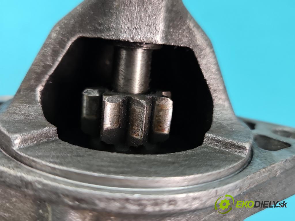 Toyota Yaris I 1999-2005 1.0 VVTI 68 hp manual 50 kW 998 cm3 5- startér: 28100-0J020 (Startér)