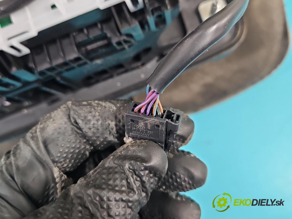 Audi Q5 2008-2016 3.0 tfsi: 272 HP automatic 200 kW 2995 cm3 5- Páka: Změny: stupeň,rýchlosť 8R1713041G (Rýchlostná páka (kulisa))