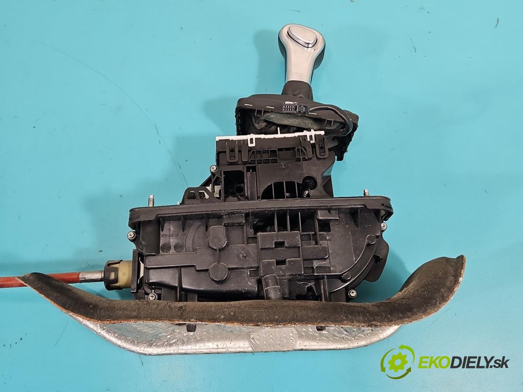 Audi Q5 2008-2016 3.0 tfsi: 272 HP automatic 200 kW 2995 cm3 5- Páka: Změny: stupeň,rýchlosť 8R1713041G (Rýchlostná páka (kulisa))