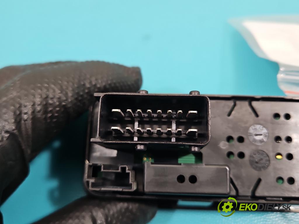 Citroen C3 II 2009-2016 1.6 hdi 92 hp manual 68 kW 1560 cm3 5- Přepínač oken zpětných zrcátek 96637530XT
