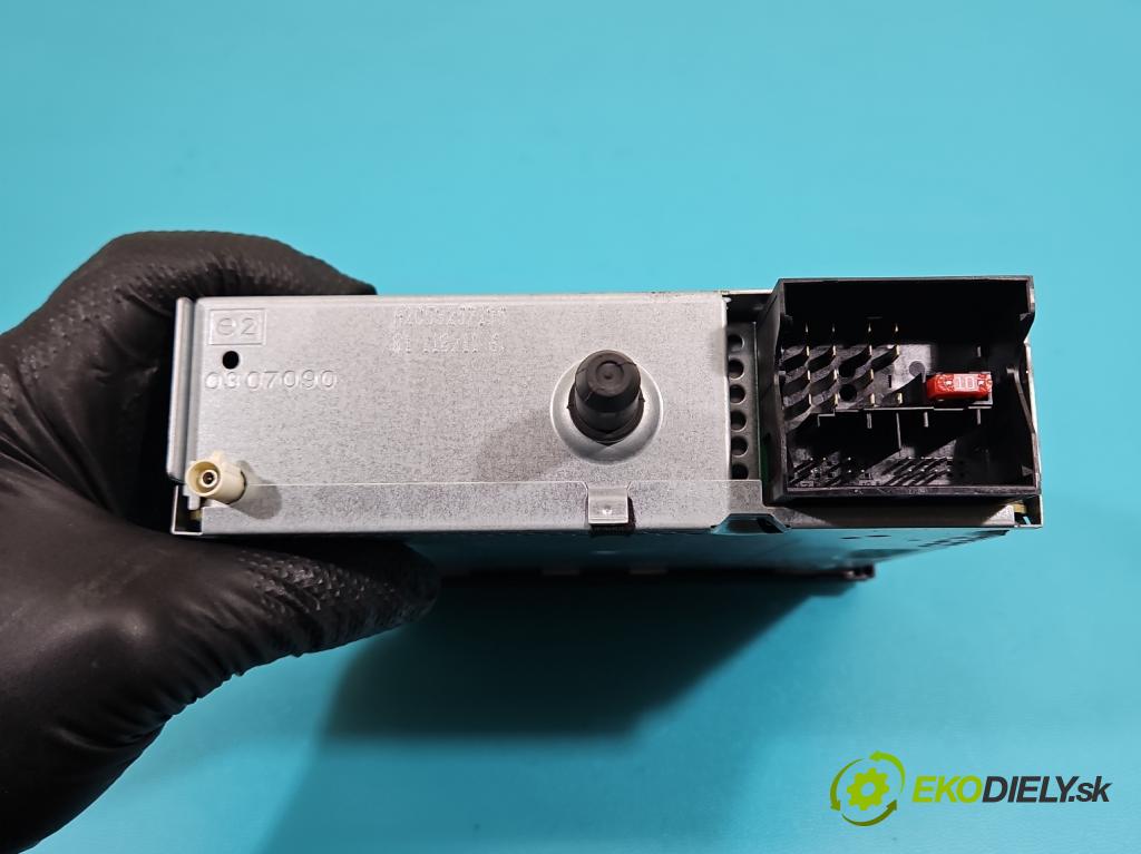 Citroen C3 II 2009-2016 1.6 hdi 92 HP manual 68 kW 1560 cm3 5- Radio originál 96766518XT