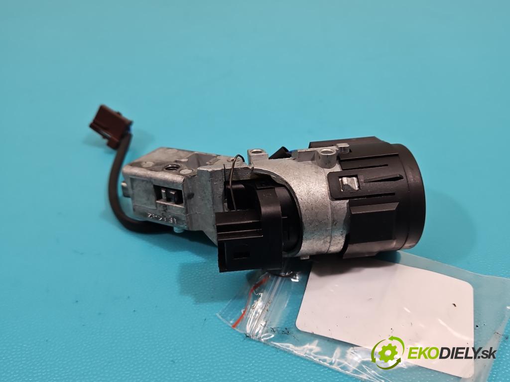 Citroen C3 II 2009-2016 1.6 hdi 92 HP manual 68 kW 1560 cm3 5- Spínačka  (Spínacia skrinka)