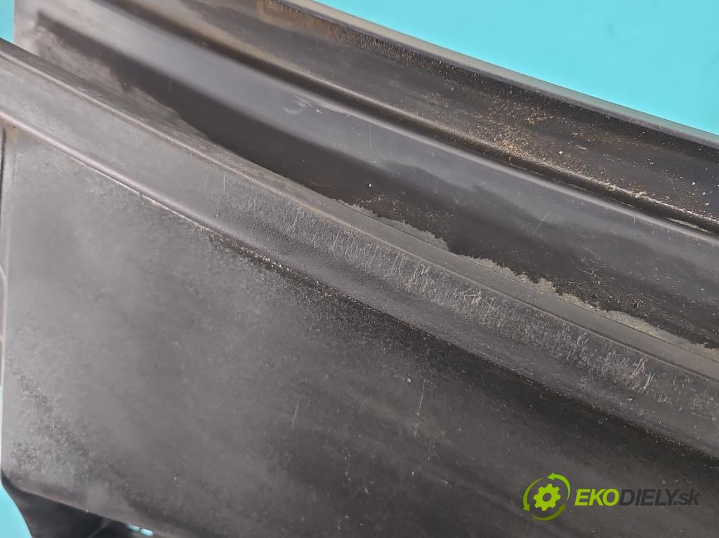 Audi Q5 2008-2016 3.0 tfsi: 272 HP automatic 200 kW 2995 cm3 5- torpédo 8R1819447C (Torpédo (plast pod čelným sklom))