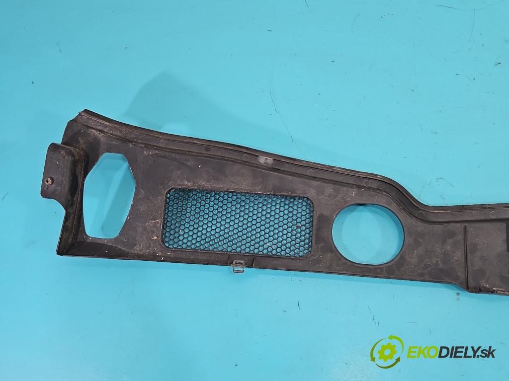 Audi Q5 2008-2016 3.0 tfsi: 272 HP automatic 200 kW 2995 cm3 5- torpédo 8R1819447C (Torpédo (plast pod čelným sklom))