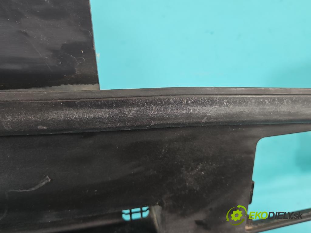 Audi Q5 2008-2016 3.0 tfsi: 272 HP automatic 200 kW 2995 cm3 5- torpédo 8R1819447C (Torpédo (plast pod čelným sklom))