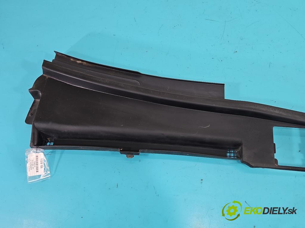 Audi Q5 2008-2016 3.0 tfsi: 272 HP automatic 200 kW 2995 cm3 5- torpédo 8R1819447C (Torpédo (plast pod čelným sklom))