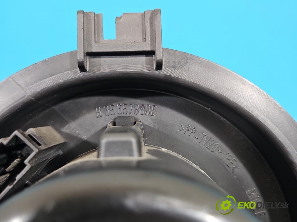 Vw Bora 1.9 tdi 90 HP manual 66 kW 1896 cm3 4- ventilátor vzduchu