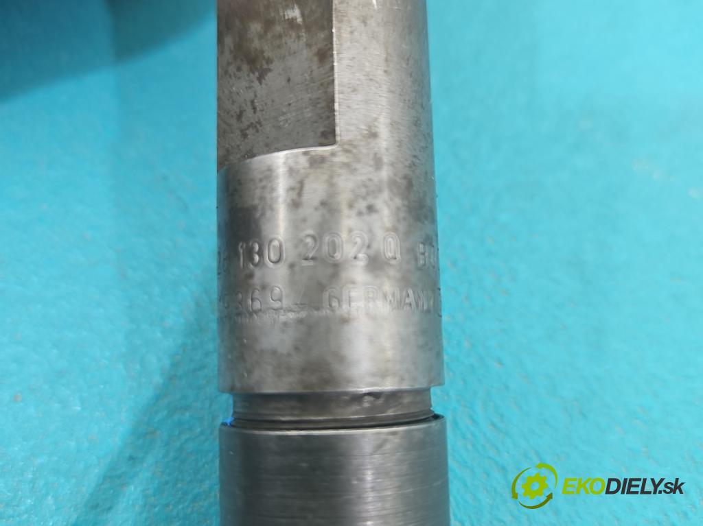 Vw Bora 1.9 tdi 90 HP manual 66 kW 1896 cm3 4- vstrek 028130202Q (Vstrekovač paliva)