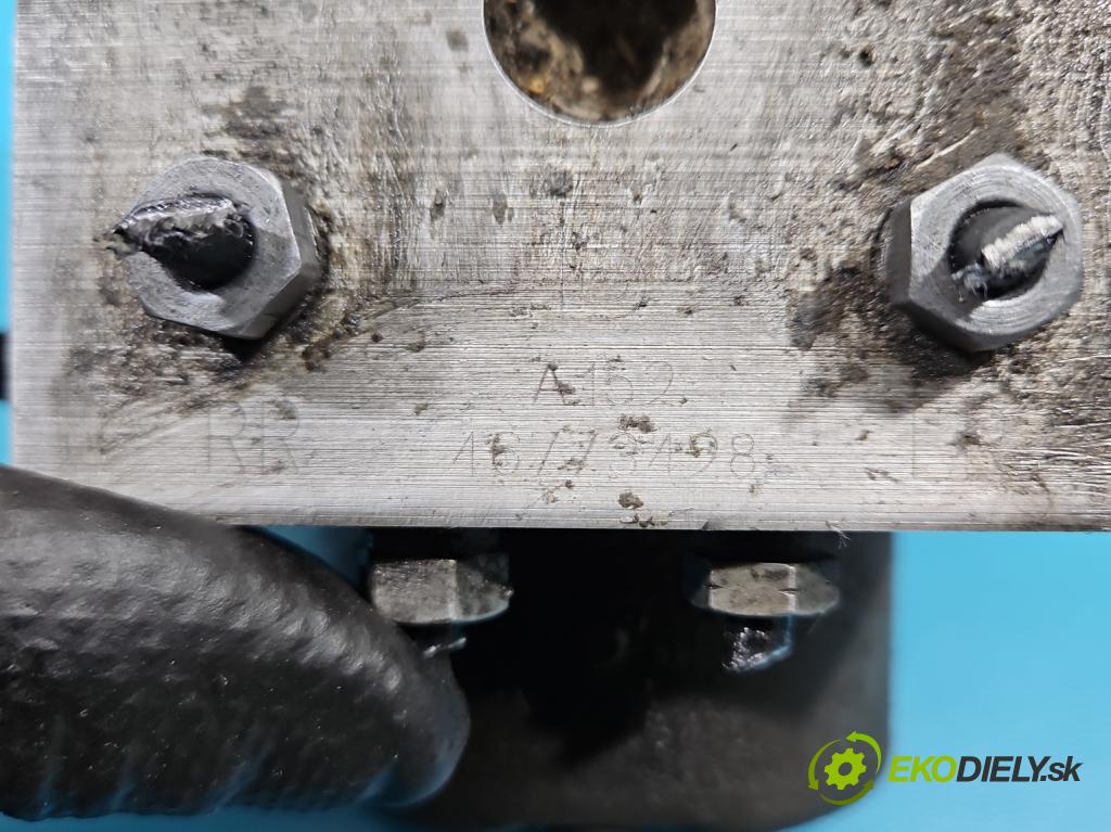 Alfa romeo 156 1.9 jtd 116 HP manual 85 kW 1910 cm3 5- čerpadlo abs 0273004535 (Pumpa ABS)