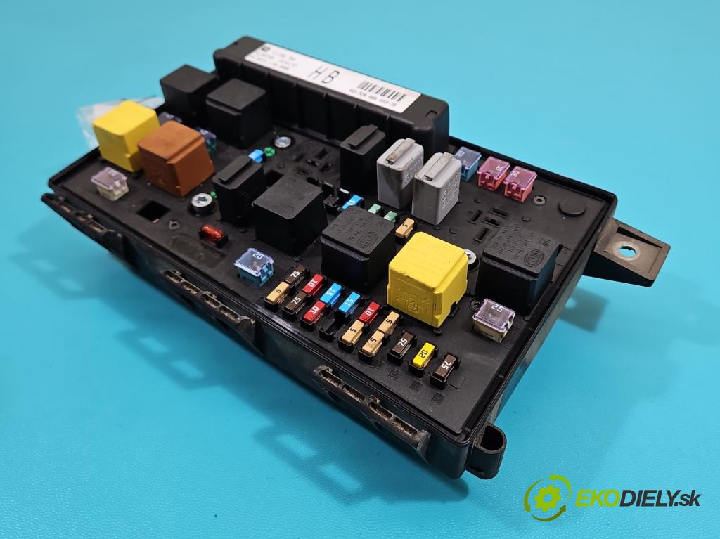 Opel Astra III 2004-2014 1.7 CDTI 80 hp manual 59 kW 1686 cm3 5- skříňka pojistková 13206754 (Pojistková skříňka)