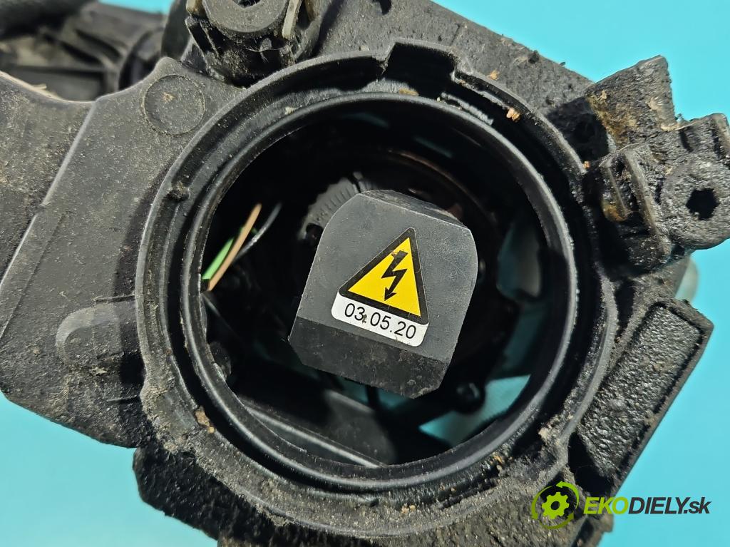 Mazda 6 I GG 2002-2007 2.3 16V 166 HP manual 122 kW 2261 cm3 4- Reflektor: pravý  (Svetlo predné pravé)