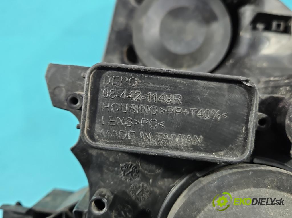 Opel Zafira B 2005-2014 1.9 CDTI 101 HP manual 74 kW 1910 cm3 5- Reflektor: pravý  (Svetlo predné pravé)