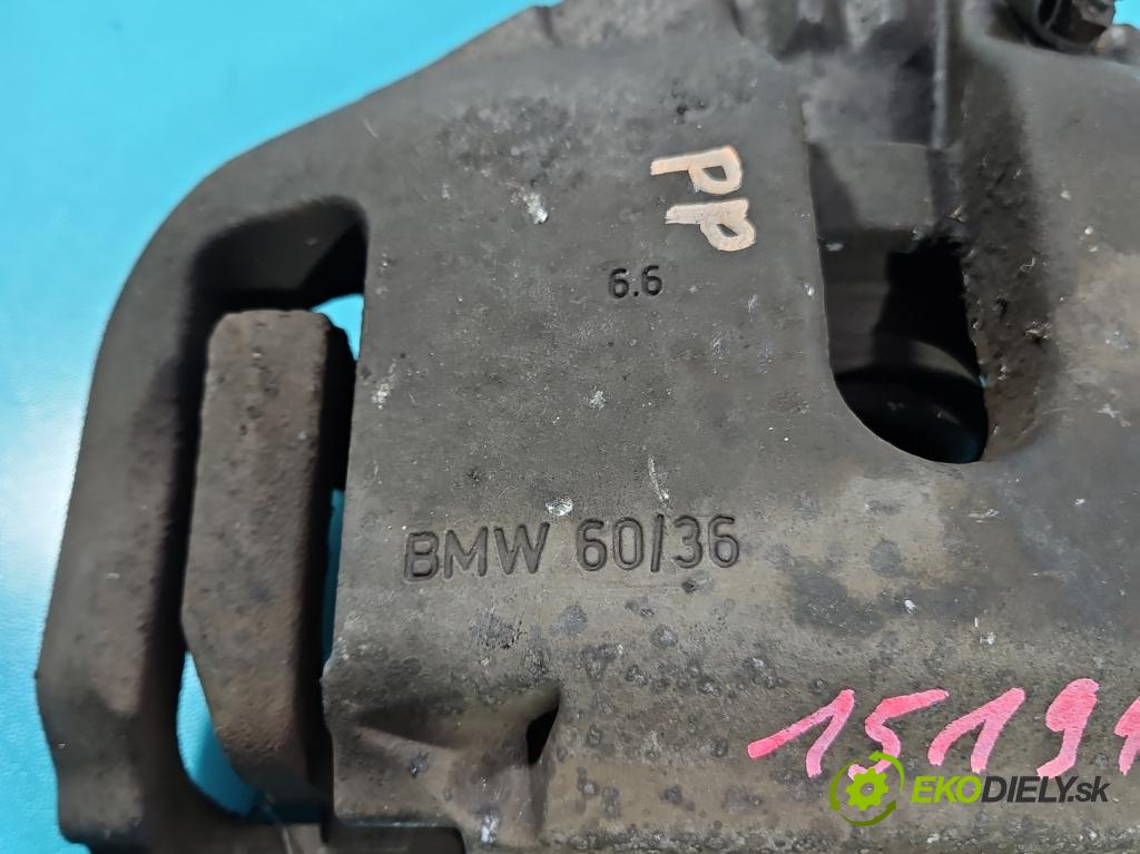 Bmw 7 F01 2008-2015 3.0d 245KM automatic 180 kW 2993 cm3 4- brzdič predné pravý  (Kľučka dverí ostatné)