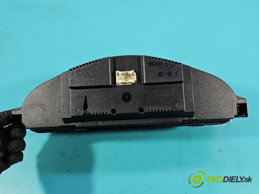 Mercedes C W203 2000-2007 2.2 CDI 116 HP manual 85 kW 2148 cm3 4- prístrojovka/ budíky A2035403911 (Prístrojová doska)