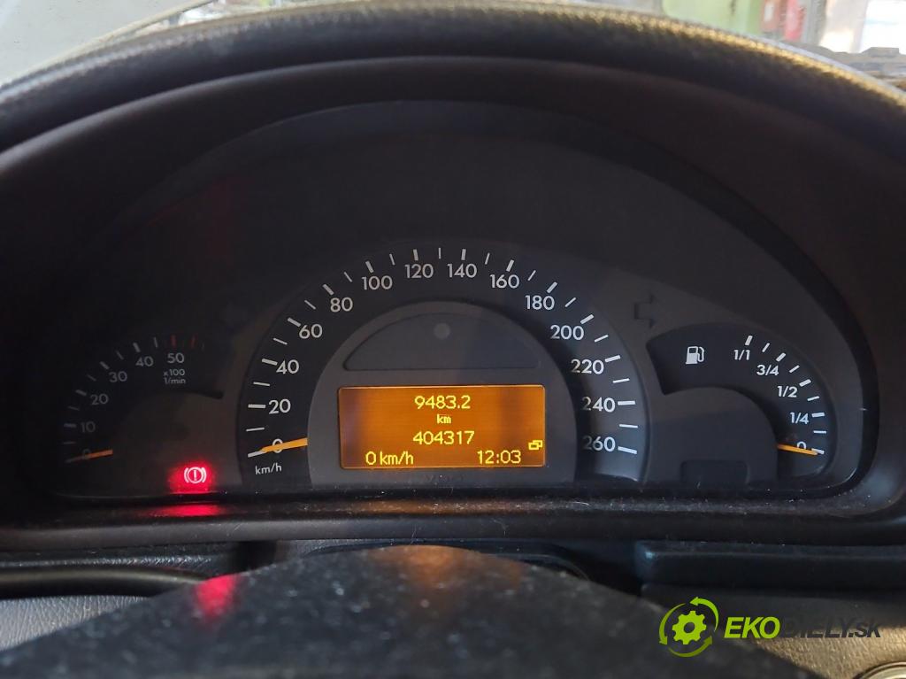 Mercedes C W203 2000-2007 2.2 CDI 116 HP manual 85 kW 2148 cm3 4- prístrojovka/ budíky A2035403911 (Prístrojová doska)
