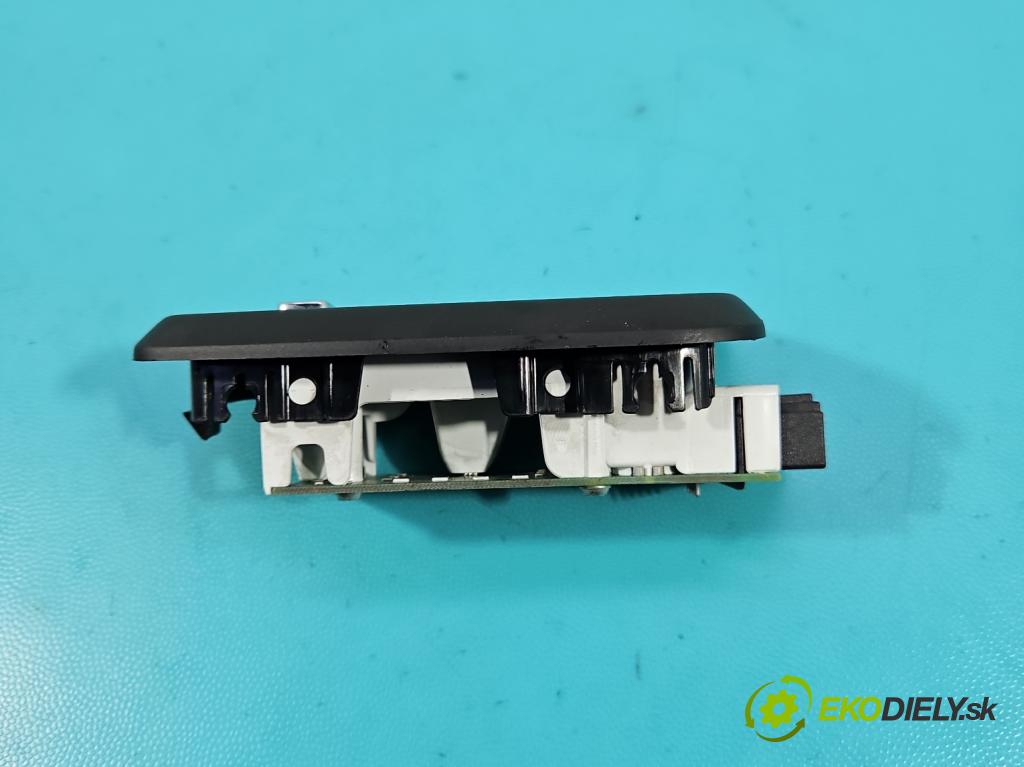 Porsche Panamera I 970 2009-2016 3.0 v6 420 hp automatic 309 kW 2997 cm3 5- svetlo / reflektor interiéra 97063206303