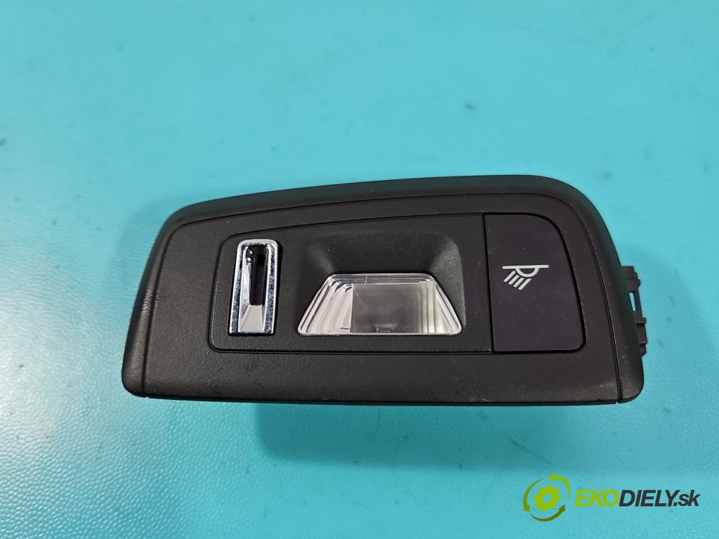 Porsche Panamera I 970 2009-2016 3.0 v6 420 hp automatic 309 kW 2997 cm3 5- svetlo / reflektor interiéra 97063206303