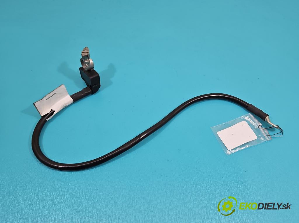 Porsche Panamera I 970 2009-2016 3.0 v6 420hp automatic 309 kW 2997 cm3 5- kontakt mínus: 97061104310