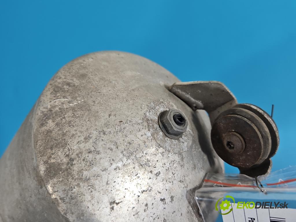 Porsche Panamera I 970 2009-2016 3.0 v6 420 hp automatic 309 kW 2997 cm3 5- Nádrž: vzduchu 97035815503 (Obal vzduchového filtra)