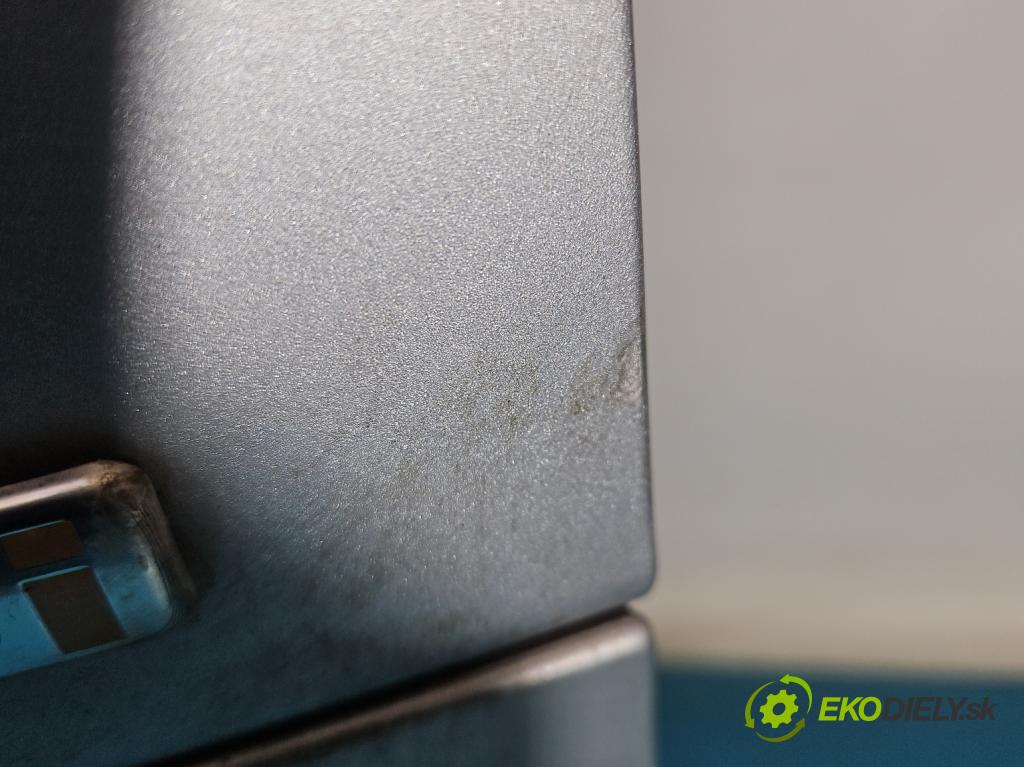 Ford Galaxy Mk2 2006-2015 2.0 TDCI 131 hp manual 96 kW 1997 cm3 5- zadní kufrové dveře  (Zadní kapota (kufr))