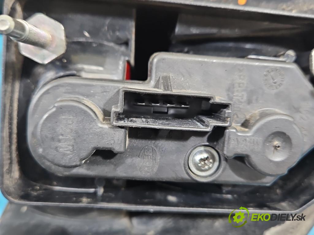 Ford Galaxy Mk2 2006-2015 2.0 TDCI 131 HP manual 96 kW 1997 cm3 5- svetlo / reflektor zadné ľavé  (Kľučka dverí ostatné)