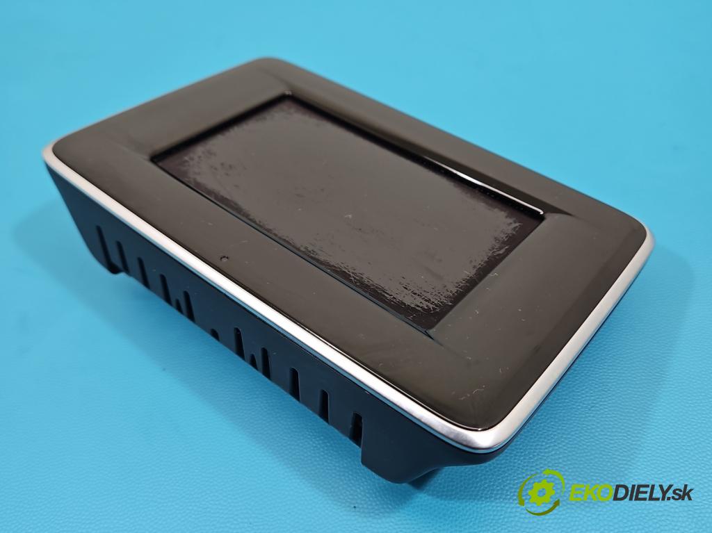 Mercedes A W176 2012-2018 1.5 CDI 109 HP manual 80 kW 1461 cm3 5- Zobrazit: A2469001206 (Prístrojová doska)