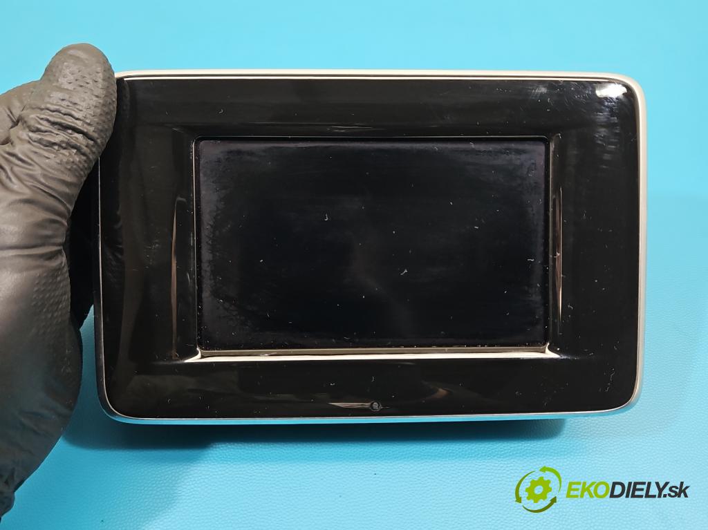 Mercedes A W176 2012-2018 1.5 CDI 109 HP manual 80 kW 1461 cm3 5- Zobrazit: A2469001206 (Prístrojová doska)