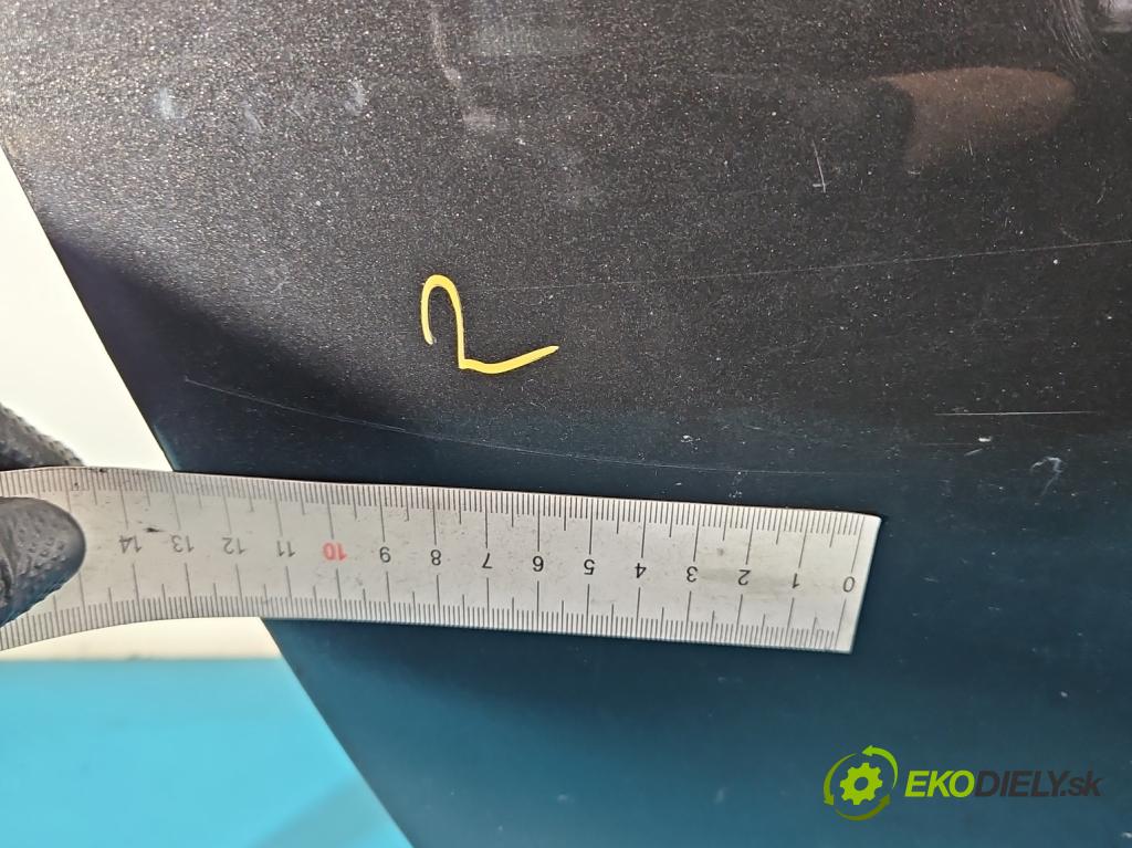 Alfa romeo 147 1.9 JTD 120 HP manual 88 kW 1910 cm3 3- dvere predné pravé  (Kľučka dverí ostatné)