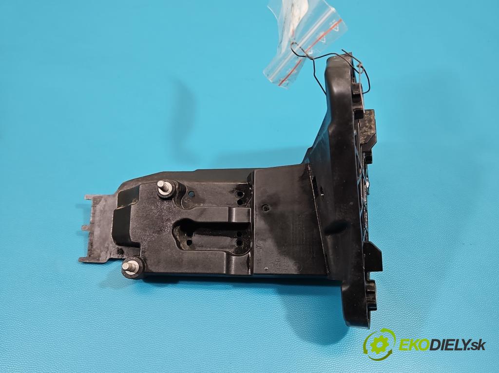 Bmw iX3 G08 0.0 elektrický: 286 HP automatic 210 kW  5- Upevnenie: 8740104