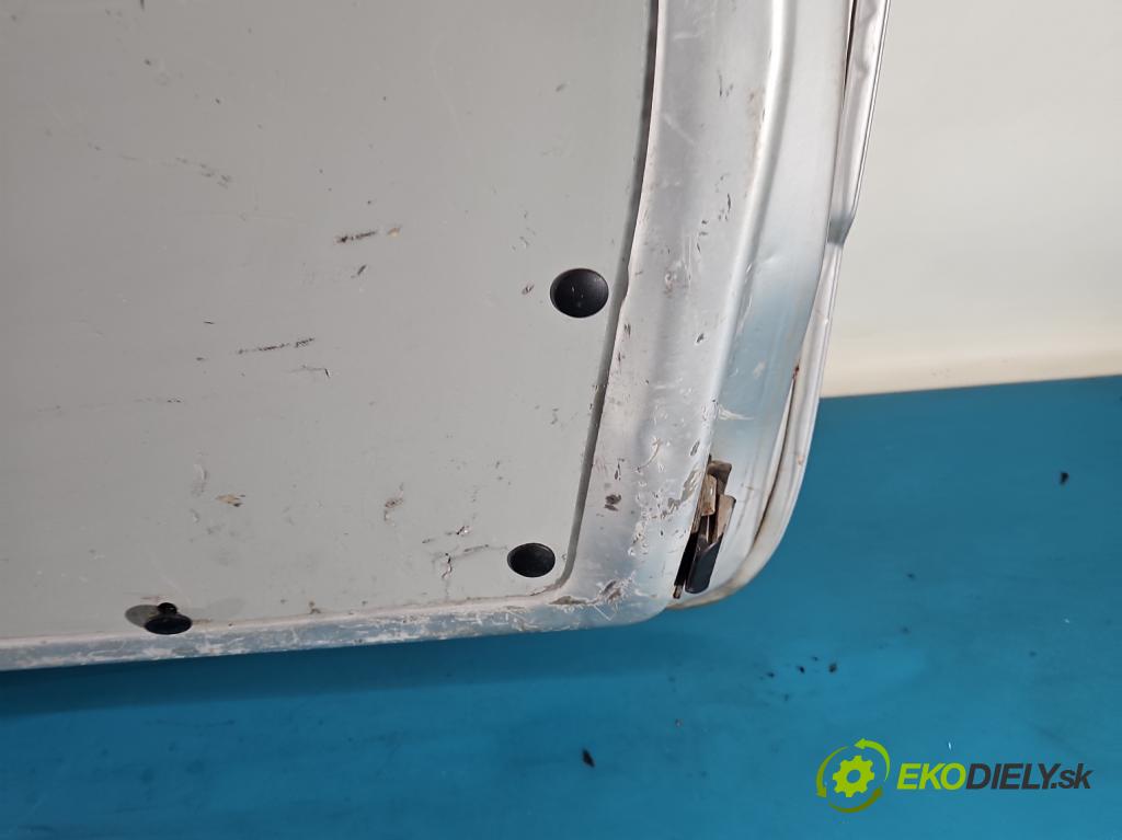 Mercedes Vito W639 2003-2014 2.2 cdi (646982) 150 hp manual 110 kW 2148 cm3 5- zadní kufrové dveře  (Zadní kapota (kufr))