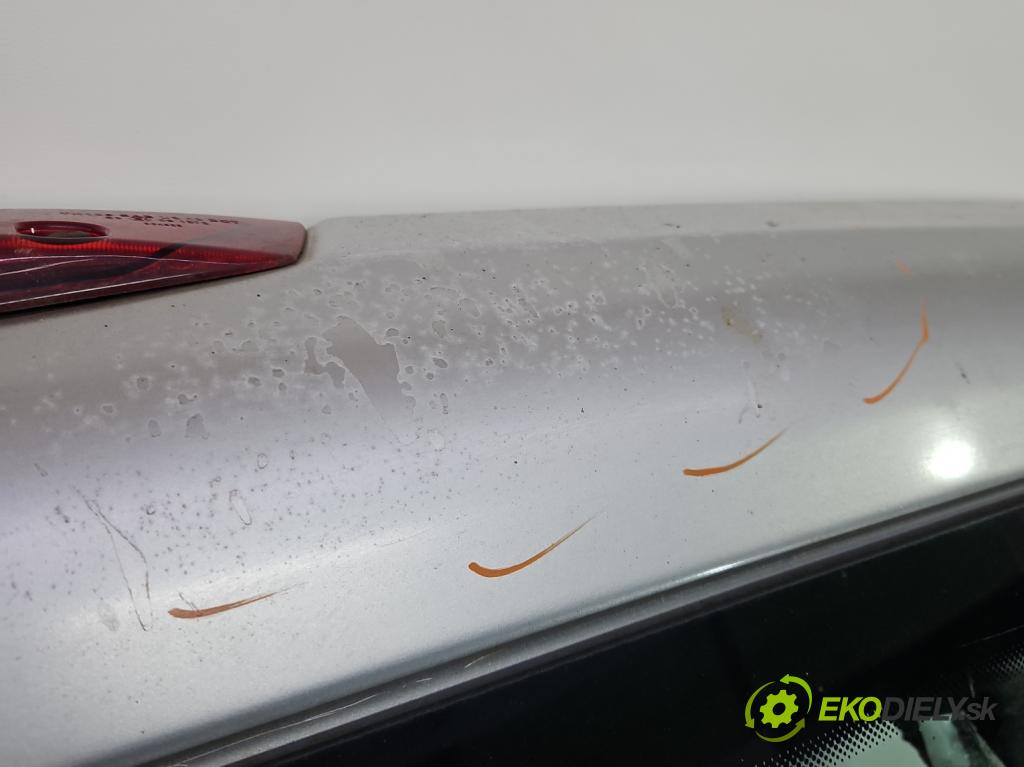 Mercedes Vito W639 2003-2014 2.2 cdi (646982) 150 hp manual 110 kW 2148 cm3 5- zadní kufrové dveře  (Zadní kapota (kufr))