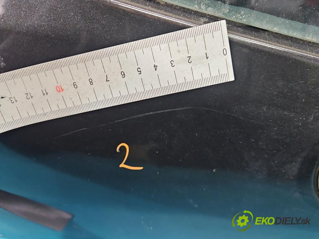 Alfa romeo 147 1.9 JTD 140 hp manual 103 kW 1910 cm3 5- zadní kufrové dveře  (Zadní kapota (kufr))