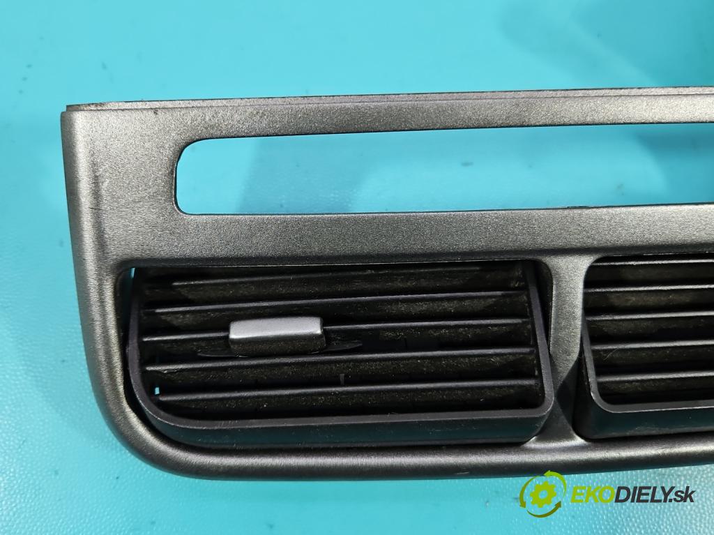 Fiat Punto Grande 1.3 JTD 90 HP manual 66 kW 1248 cm3 3- Mřížka: kúrenia stredová 735386327 (Mriežka kúrenia (fukár))