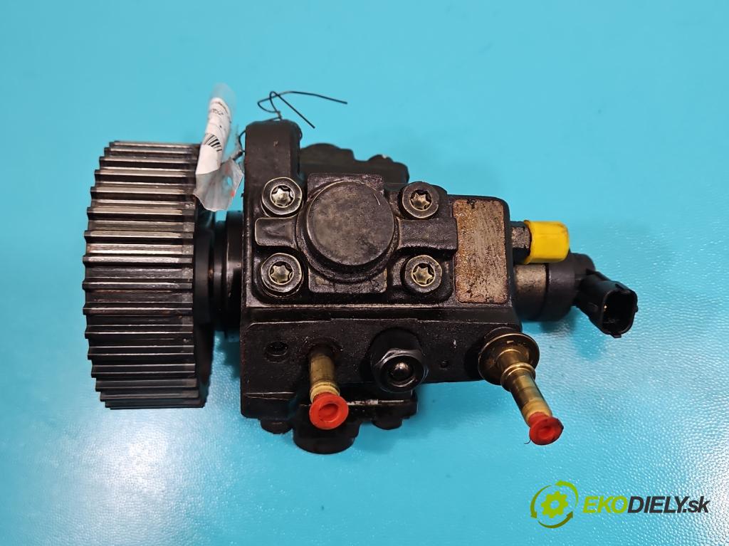 Fiat Tipo II 2015- 1.6 jtd (55260384) 120 HP manual 88 kW 1598 cm3 5- čerpadlo vstrekovacia 0928400825 (Vstrekovacie čerpadlo)