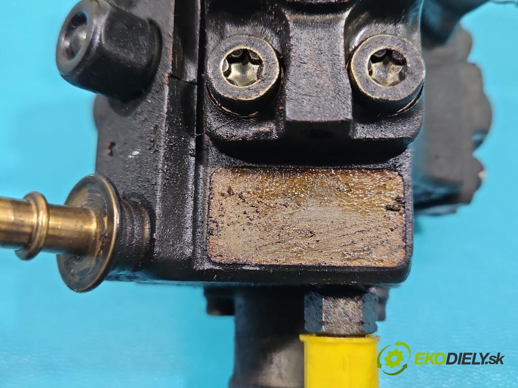 Fiat Tipo II 2015- 1.6 jtd (55260384) 120 HP manual 88 kW 1598 cm3 5- čerpadlo vstrekovacia 0928400825 (Vstrekovacie čerpadlo)