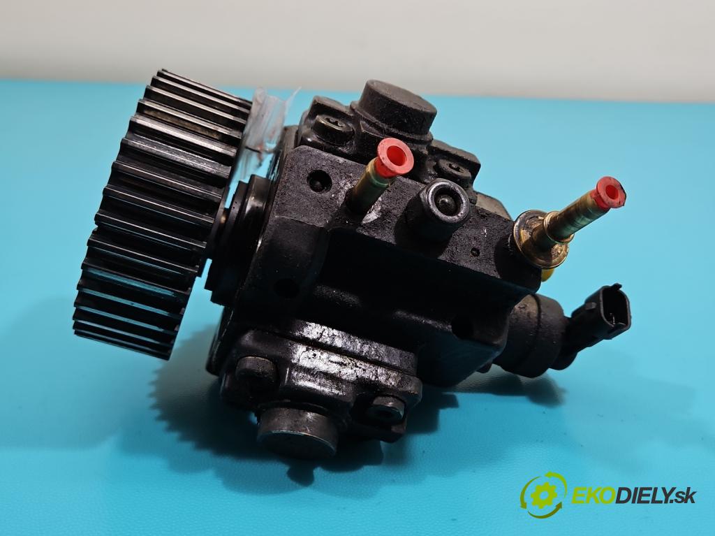 Fiat Tipo II 2015- 1.6 jtd (55260384) 120 HP manual 88 kW 1598 cm3 5- čerpadlo vstrekovacia 0928400825 (Vstrekovacie čerpadlo)