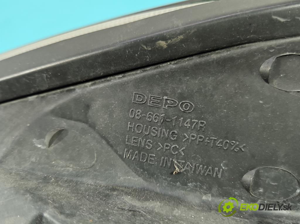 Fiat Punto Grande 1.3 JTD 90 HP manual 66 kW 1248 cm3 3- Reflektor: pravý  (Svetlo predné pravé)