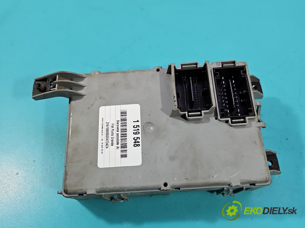 Fiat Punto Grande 1.3 JTD 90 hp manual 66 kW 1248 cm3 3- skříňka pojistková 518263170 (Pojistková skříňka)