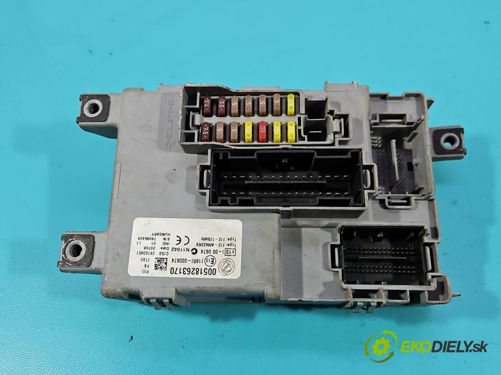 Fiat Punto Grande 1.3 JTD 90 hp manual 66 kW 1248 cm3 3- skříňka pojistková 518263170 (Pojistková skříňka)