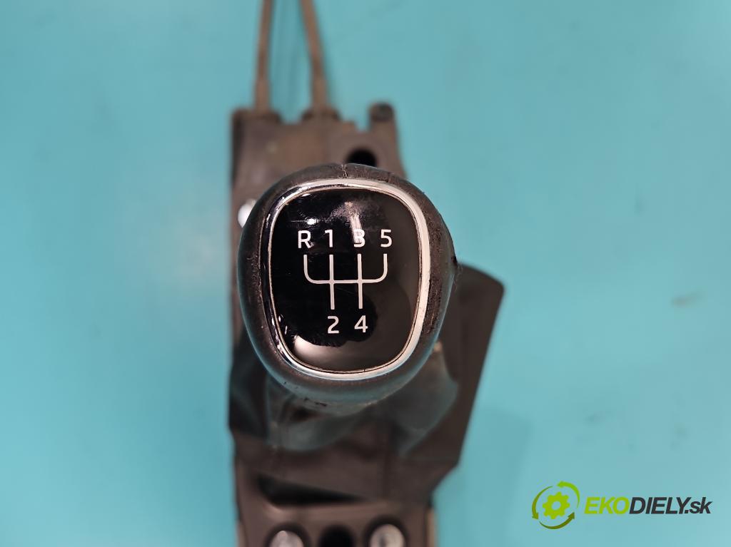 Skoda Octavia III 2013- 1.6 tdi 110 HP manual 81 kW 1598 cm3 5- Páka: Změny: stupeň,rýchlosť 5Q0711061E (Rýchlostná páka (kulisa))