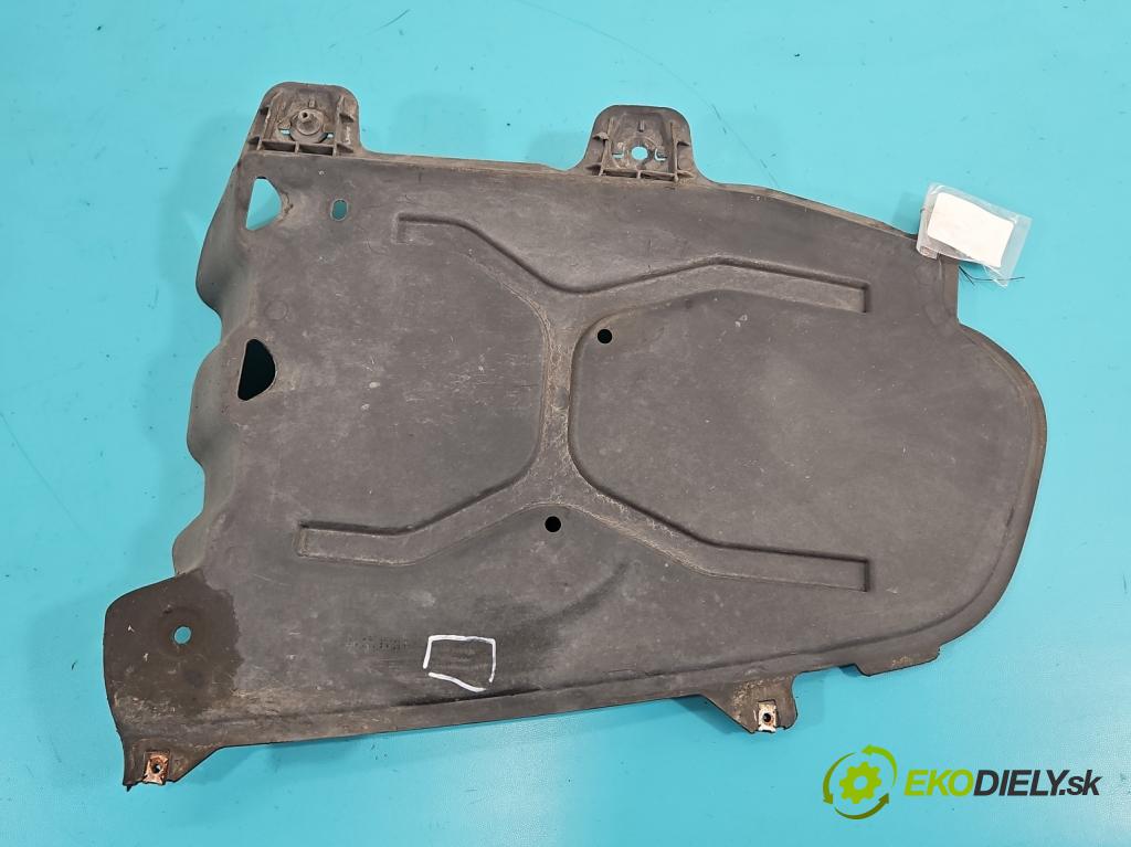 Skoda Octavia III 2013- 1.6 tdi 110 HP manual 81 kW 1598 cm3 5- kryt plast 5E0825205G