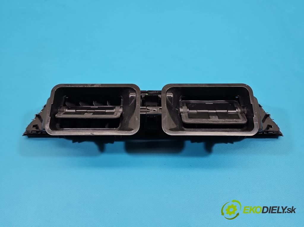 Skoda Octavia III 2013- 1.6 tdi 110 hp manual 81 kW 1598 cm3 5- Mřížka: topení medián: 5E0820951A (Mřížka topení)