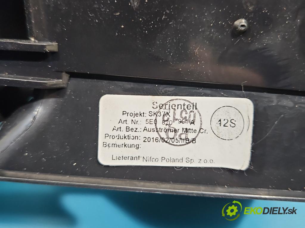 Skoda Octavia III 2013- 1.6 tdi 110 hp manual 81 kW 1598 cm3 5- Mřížka: topení medián: 5E0820951A (Mřížka topení)