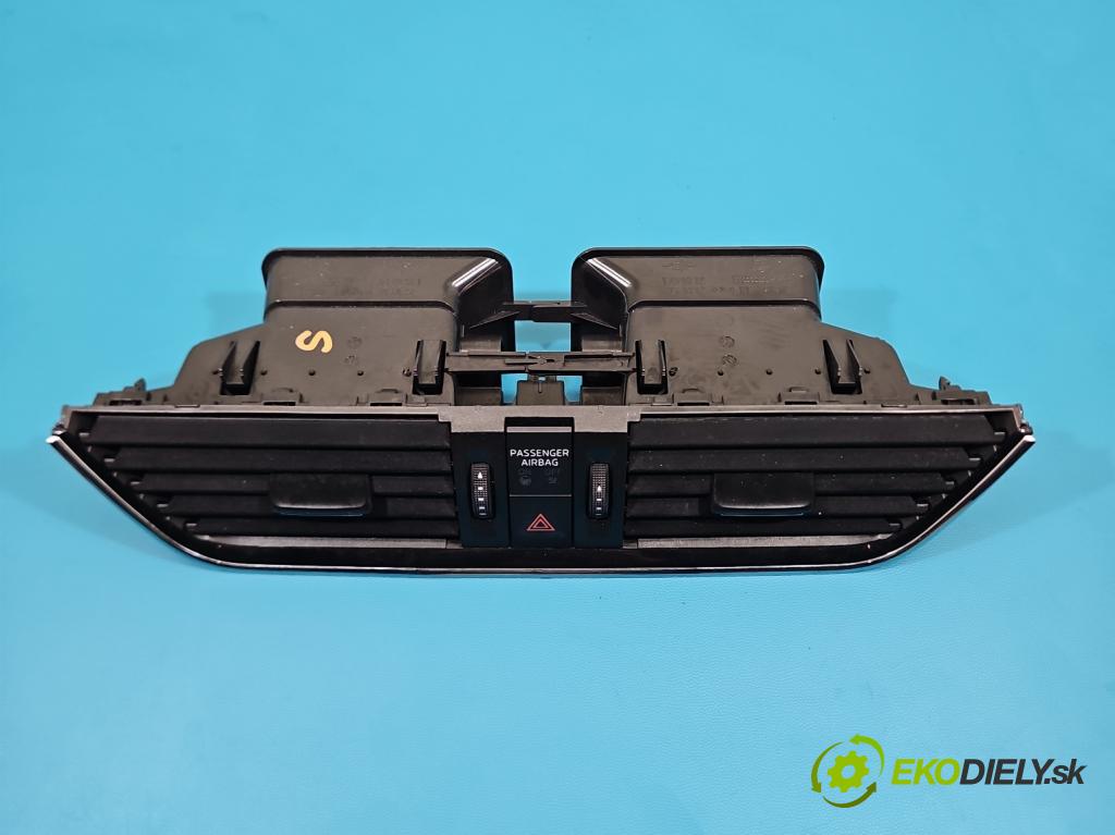 Skoda Octavia III 2013- 1.6 tdi 110 hp manual 81 kW 1598 cm3 5- Mřížka: topení medián: 5E0820951A (Mřížka topení)