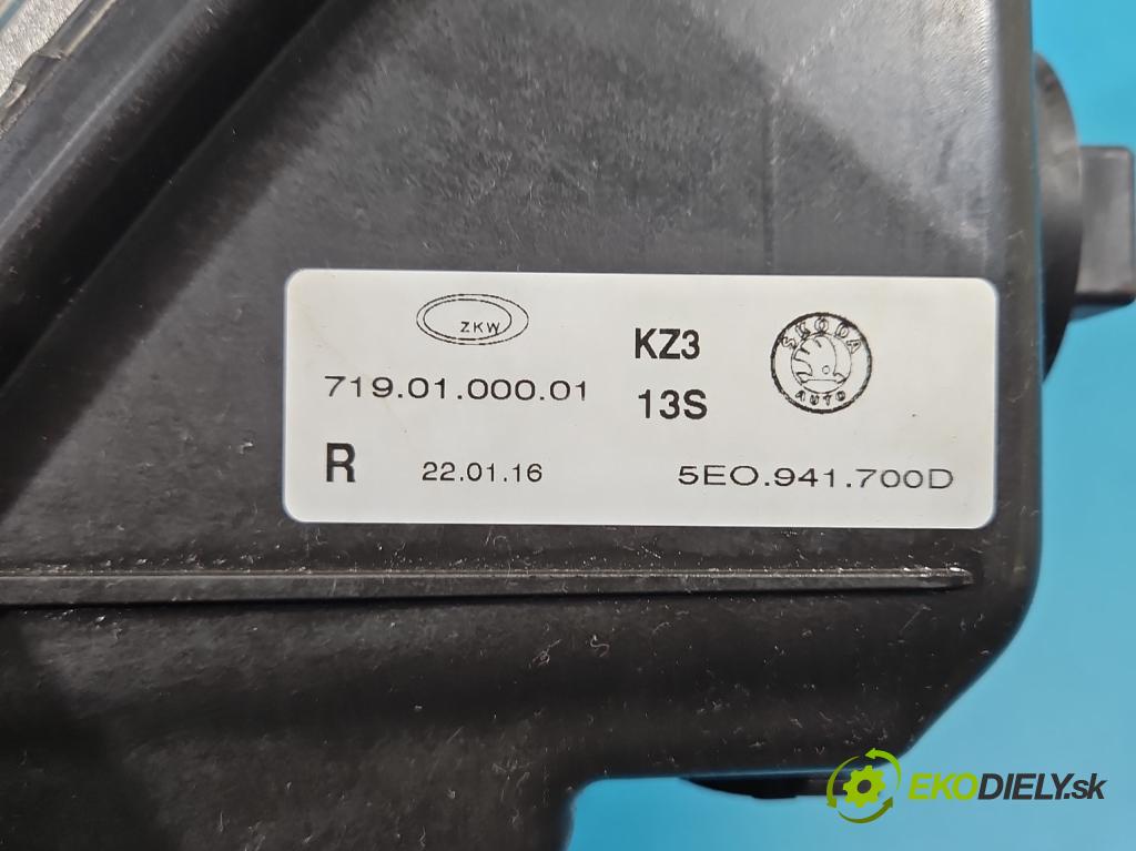 Skoda Octavia III 2013- 1.6 tdi 110 HP manual 81 kW 1598 cm3 5- Halogen pravý 5E0941700D (Kľučka dverí ostatné)