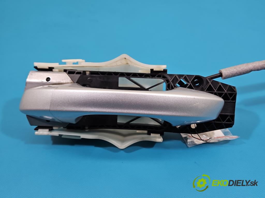 Skoda Octavia III 2013- 1.6 tdi 110 HP manual 81 kW 1598 cm3 5- rukoväť predné ľavé mimo: 5L0837885B (Kľučka dverí vonkajšia predná ľavá)